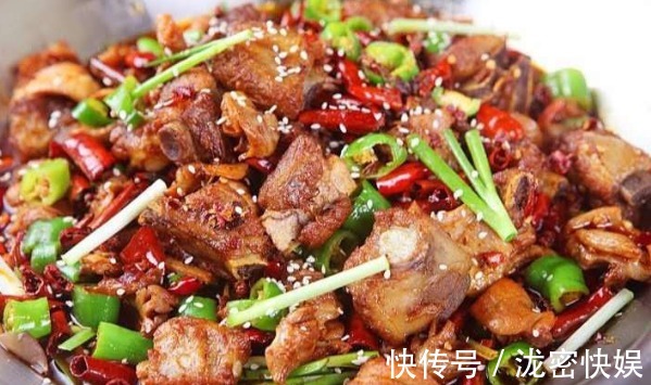 多给家人吃的营养菜，香气四溢，营养美味，比红烧鸡辣子鸡好吃