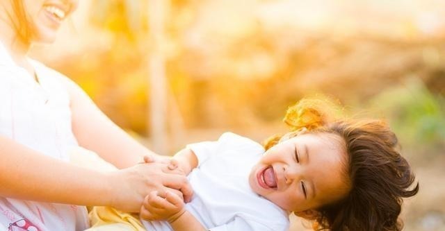 大脑|这个游戏很多父母陪孩子玩过,看似其乐融融,对孩子却是种折磨!