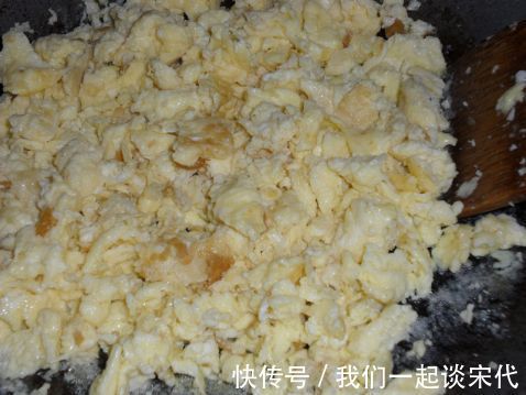 饺子馅如此做,鲜嫩多汁吃一口就上瘾,味道简直太香了