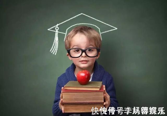 辅食|养育孩子成绩并不是最重要的,这3个方面也很重要,家长别大意了