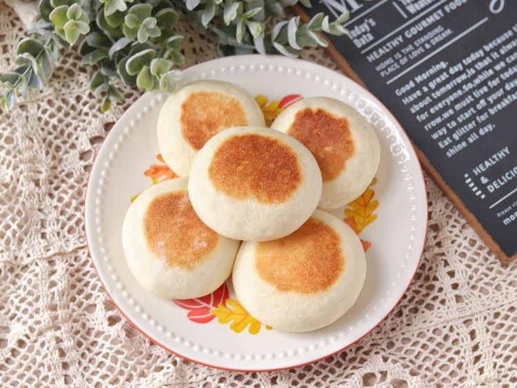 无水无油的酸奶蜜豆小面包，不用烤箱也能做，比买的还好吃