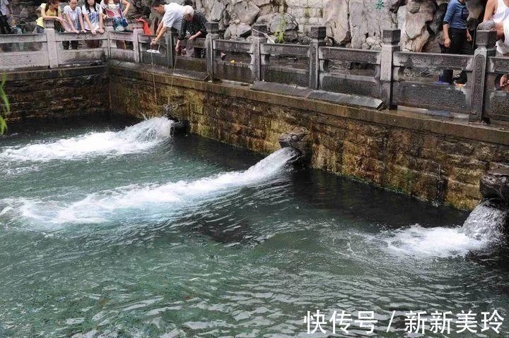 城市|中国唯一一座泡在泉水里的城市，在这座城市里接的是水，享的是福