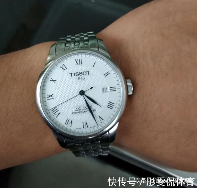 欧米茄|手表品牌里的热门款式,现在还能值多少钱?