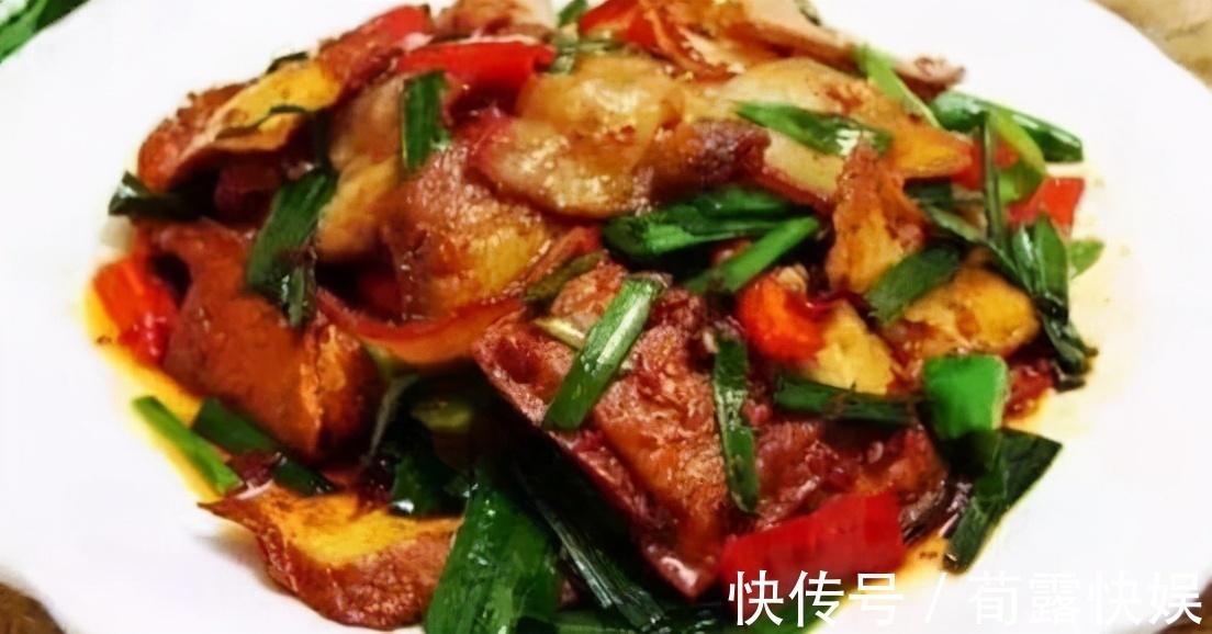 有益健康|40岁女性要多吃三种美食，美容养生，延缓衰老，有益健康