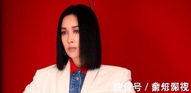 中国好声音:下一阶段开始录制,仍然有专业评审,但没有现场观众