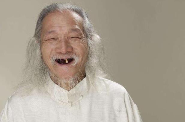 分泌|长寿的老人的5大特点,45岁以后能占3个以上,长寿会偏爱你