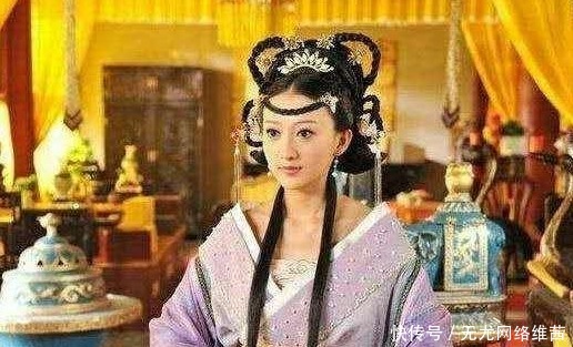 龙胎|14岁皇后因怀上龙胎,吃醋耍脾气,结果被皇帝踢死,一尸两命