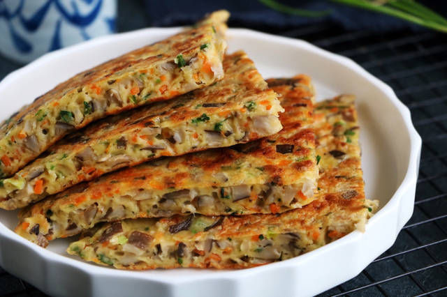 天冷最适合懒人的早餐，10分钟上桌，出锅就馋到流口水，太香了