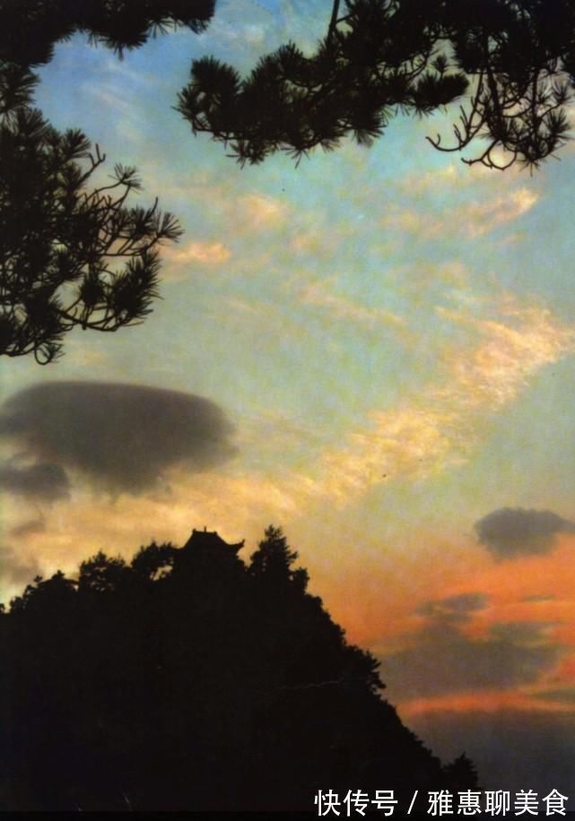 题照诗!毛主席的这首题照诗,表现手法独特,意境开阔,古今无人能相媲美