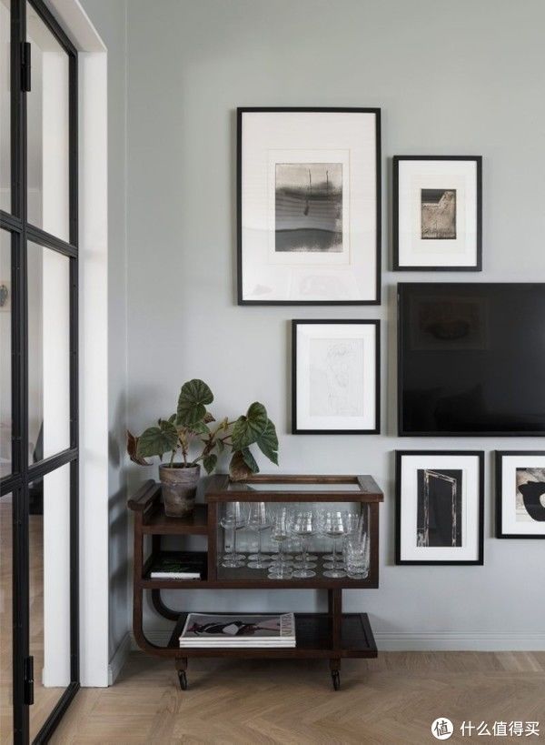 搭配|想要增加家的高级感，可以试试这几种「框画」搭配的小技巧