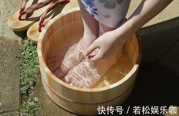 一勺盐，用处竟然这么多！食盐的8大妙用，99%的朋友都需要