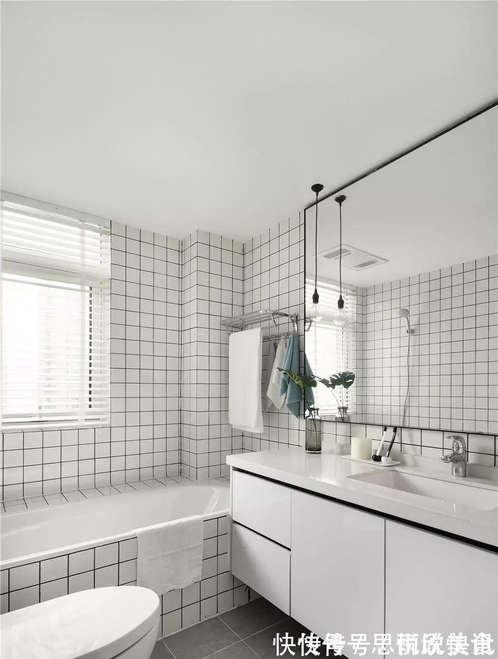 北欧风|127㎡休闲北欧风,卫生间超大的镜面柜,舒适明亮