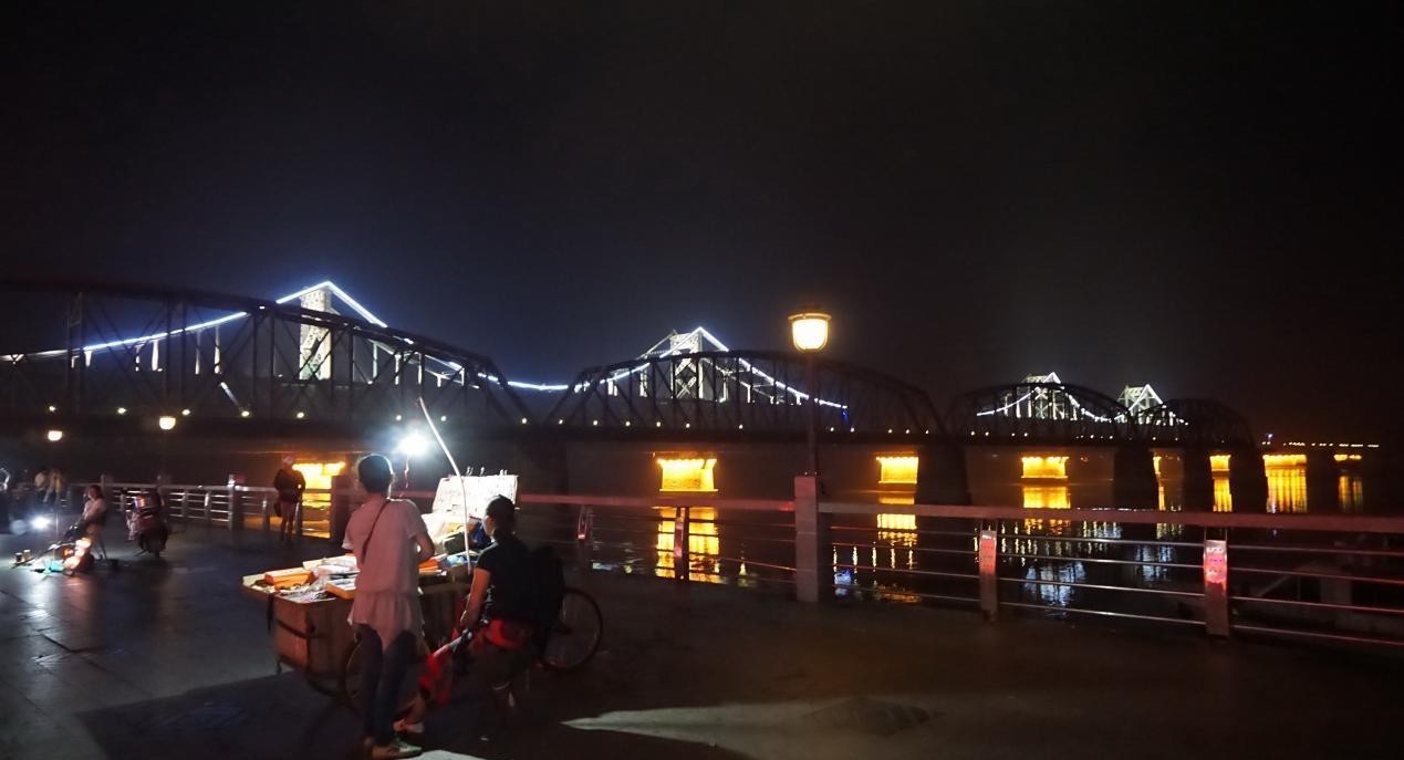 鸭绿江，断桥
