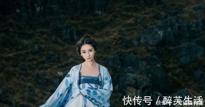 打铁铲!少女上联“铁锤打铁铲,铁打铁”,樵夫对出精彩下联,少女佩服!