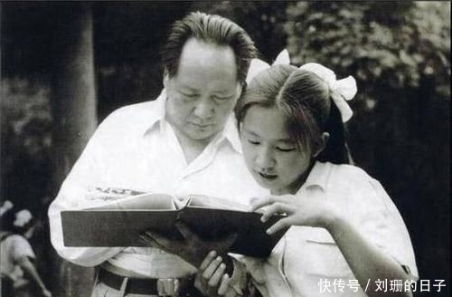 气度|李讷书法欣赏气度不凡,字里藏着父亲的风骨,真正的书法大师