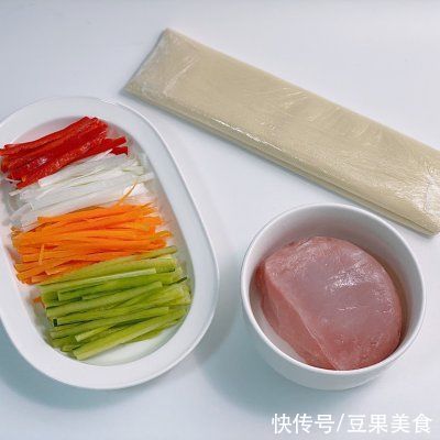 这样的年夜菜｜京酱肉丝千张蔬菜卷你能吃多少？