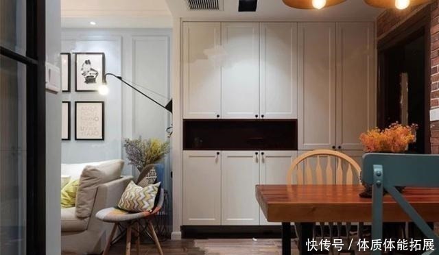 玄关|入户见厅的户型,玄关就该这样设计,不占地方又显得整齐,挺实用!