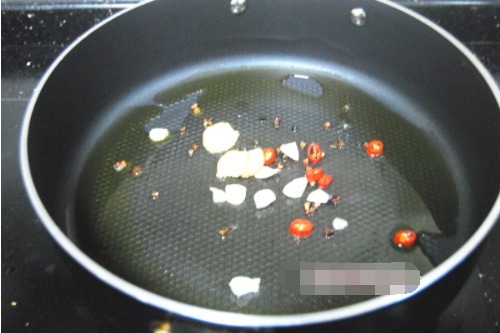 冷天,这菜我家吃得特别勤,鲜香下饭,热乎乎,吃完全身暖洋洋