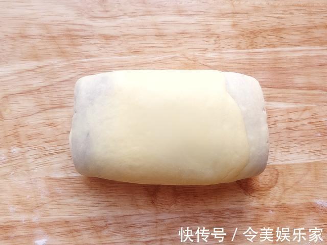 自制吐司总是干硬方法用错,难怪不柔软,诀窍分享给你,快试试