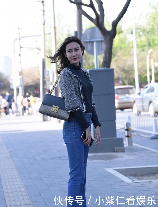 有着独特的魅力,弹性且富有质感牛仔面料,个性十足,减龄又显瘦