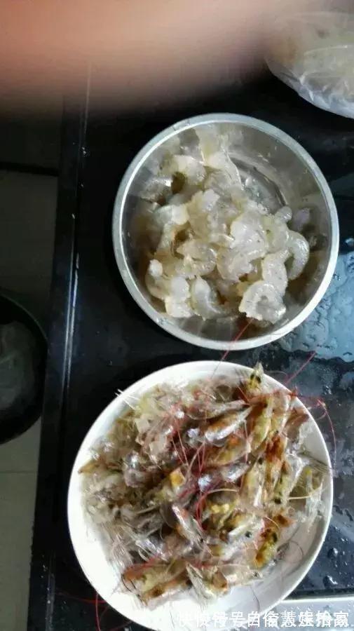 脱盐|这2种“壳”丢了太可惜,埋花土里3年不板结,种什么花都旺!