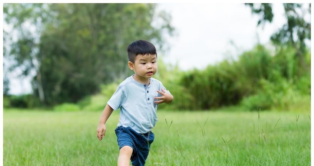 小丽|世卫组织呼吁停止食用，比味精还伤身体，提醒父母：尽早撤下餐桌