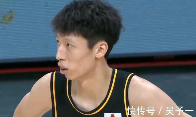 cbCBA爆发冲突!广厦遭打击,赵岩昊被驱逐离场,主帅王博黑脸