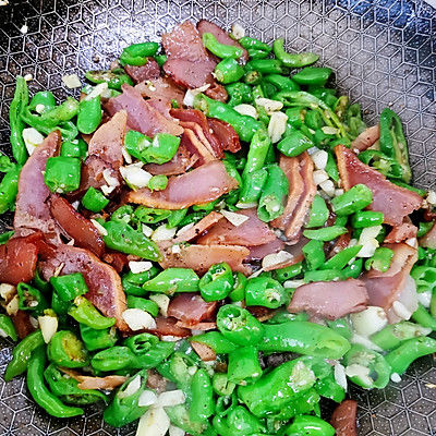 青椒榨菜炒素肉条