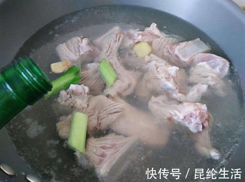 黄花菜|吃前必须焯水的4种食物，并非为了口感，而是为了你和家人的健康