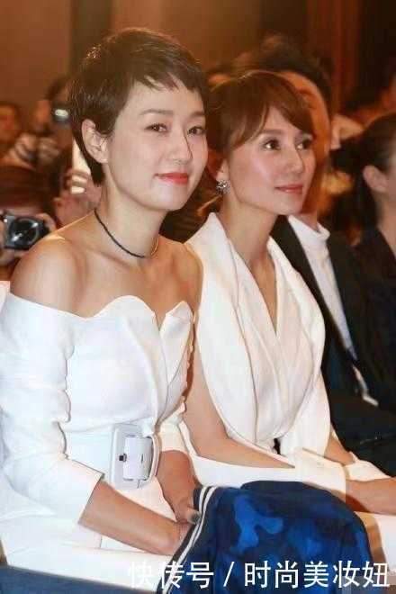 榜样|马伊琍离婚后活出自我，穿白色连衣裙高级优雅，中年女性的榜样