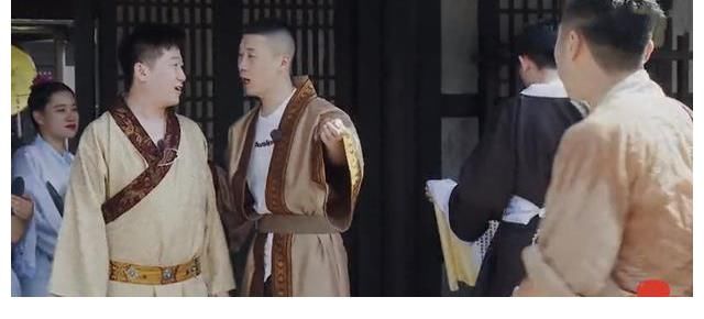 何九华|德云团综第八期,栾云平、何九华回归,张鹤伦因首鼠两端被抛弃