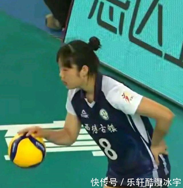 朱悅洲|反思蘇浙大戰(zhàn)浙江女排小主攻8號倪夢潔大力跳發(fā)