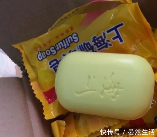 去角质|让皮肤变差的3种护肤方式，真的，你还不如只用清水洗脸