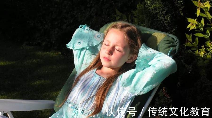世界上最著名的12种教育孩子的方法!值得尝试