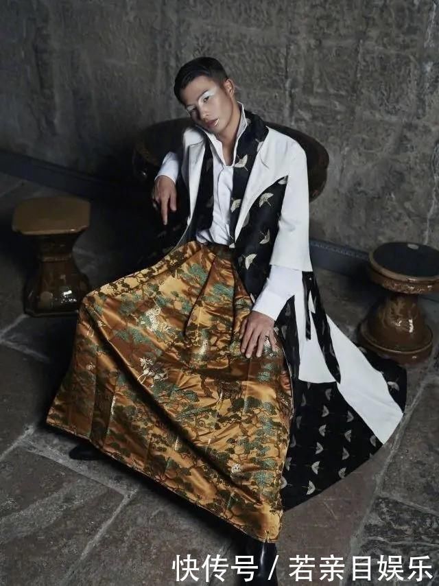 下半身|“下半身汉服”风靡时尚界，陆仙人真厉害，中国风穿搭惊艳外国人