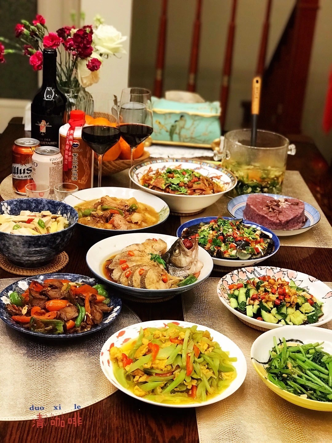 晒晒全国16个地方的年夜饭,各地都不同,快看看有“撞菜”吗?