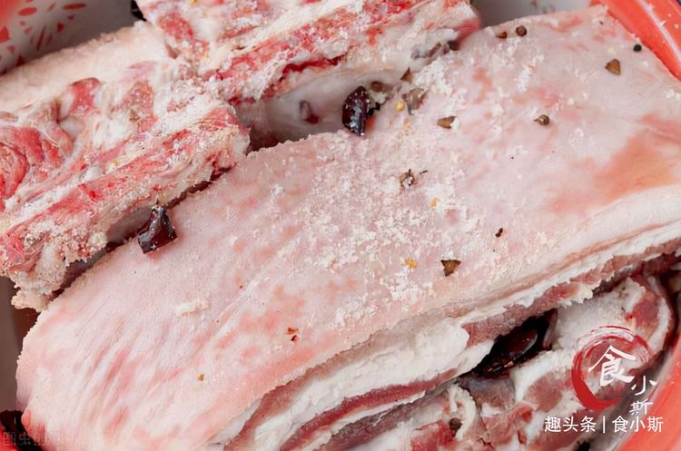 腌腊肉牢记4个小窍门,耐存不发臭,教您详细做法,味道好放得久