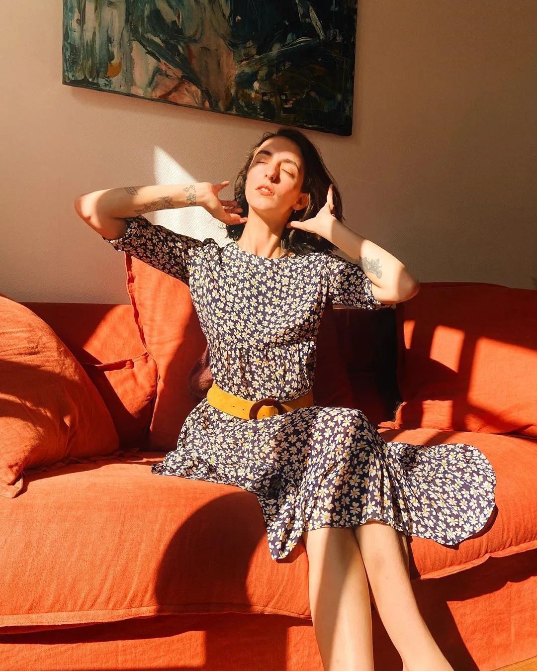 法式|法式上衣+高腰下装，今年夏天必火的组合