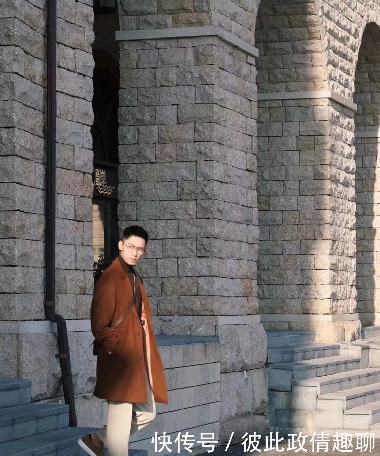  小编|一分钱两样花！今冬第一件大衣，我选性价比超高的ta