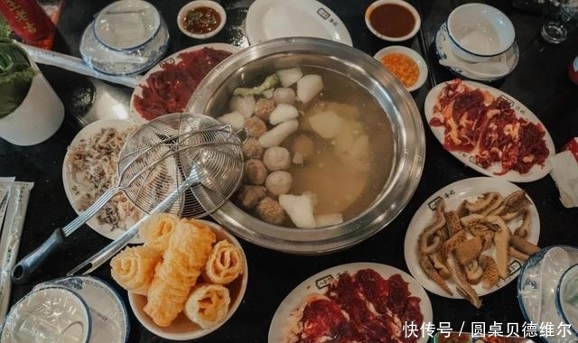 牛能|没有一头牛能活着走出潮汕,排队2小时探寻潮汕牛肉火锅的秘诀