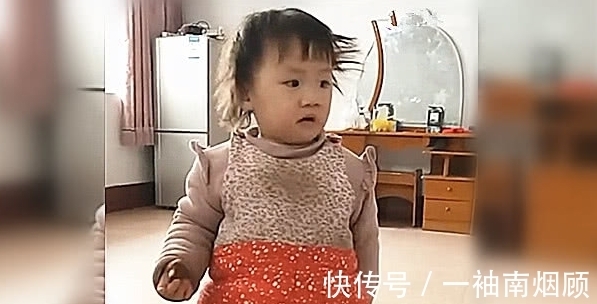 奶奶|两个小姐妹,一个是奶奶带大的,一个是姥姥带大的,还是有区别的