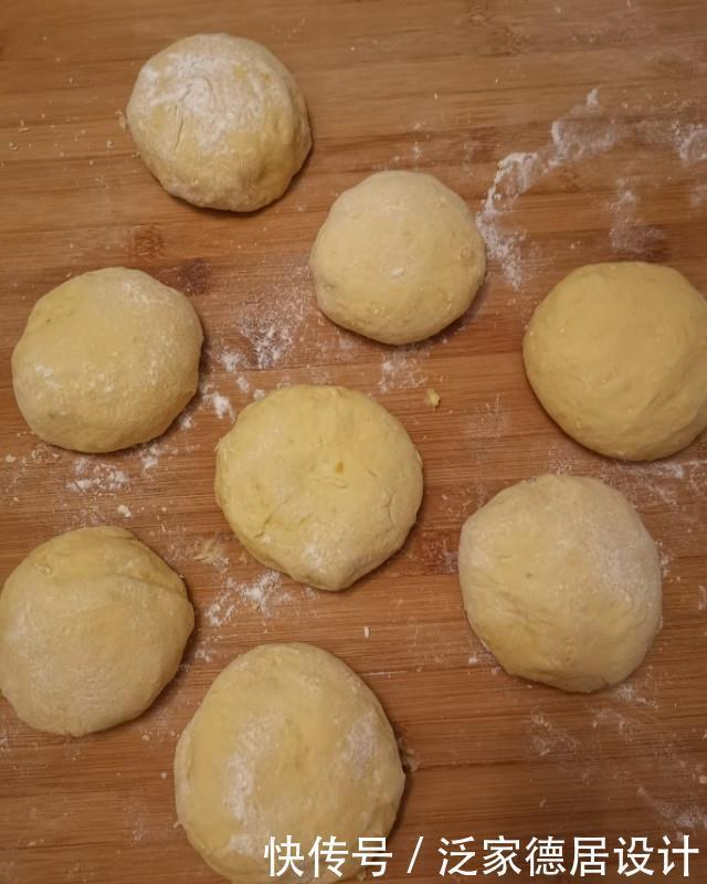 红薯|不加一滴水用红薯和鸡蛋,蒸面包的做法,好吃不上火