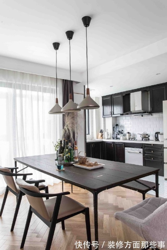 木质|107平极简现代风三居室，简简单单回归生活本质才是真