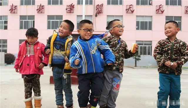 孩子|18年前河北孕妇诞下五子,长大后都成为奥运使者,现在过得咋样