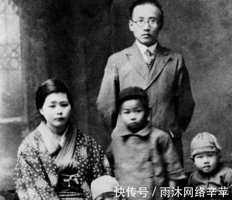 安娜!郭沫若能比肩鲁迅吗?当年和鲁迅对骂,鲁迅只回应了5个字