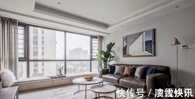 起居室|143平现代风四居室,一家人在客厅和谐互动,真的超级有爱