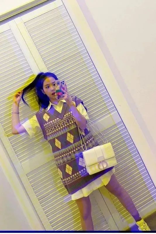 秋天|不穿的衣服千万别扔！秋天还能这样穿