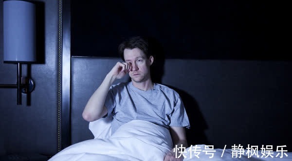 喝牛奶|吃什么能治失眠?数羊、喝牛奶都没用!1招快速解决