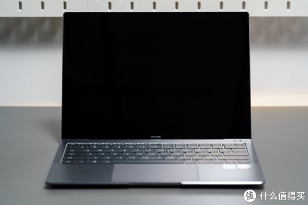 华为mM1版MacBook对比华为MateBook X Pro：Win10生态略胜一筹