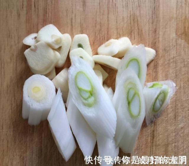 五花肉|酒店大厨原来是这样做红烧肉的,难怪那么好看又好吃,收藏了